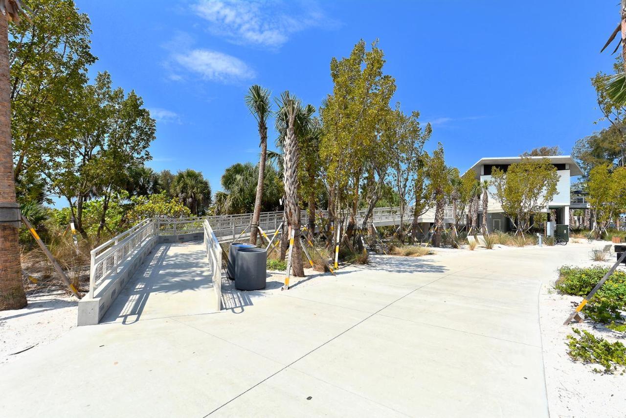 Canal 311 - Right In Siesta Key Village! ซาราโซตา ภายนอก รูปภาพ
